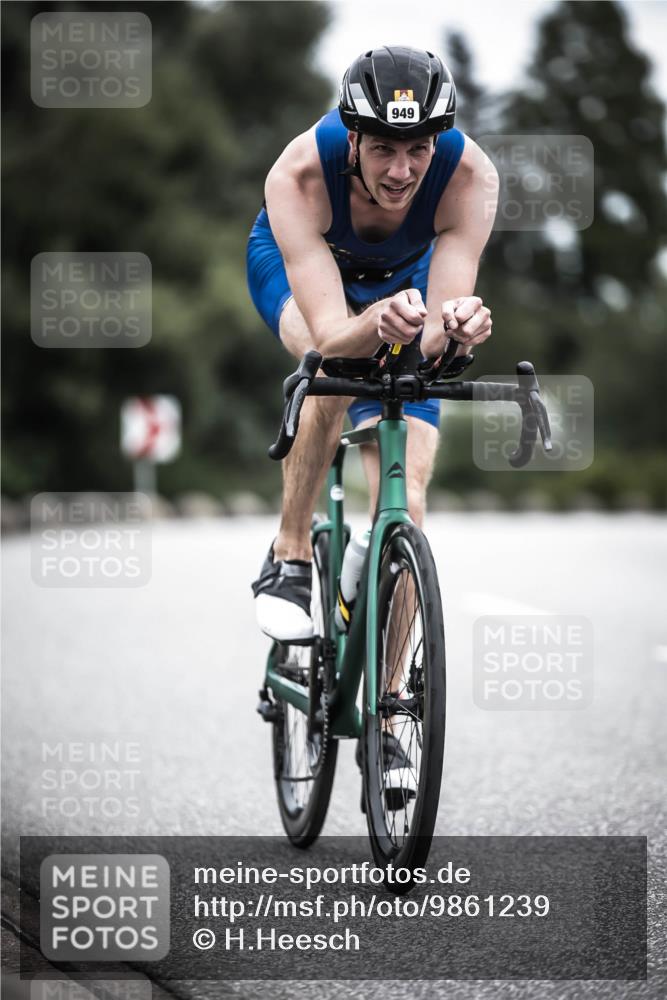 21.06.2026 - 29. Vierlanden-Triathlon H.Heesch http://msf.ph/oto/9861239 21.06.2026 12:08:21 Radfahren 793, 854, 865, 916, 948, 949 meine-sportfotos.de