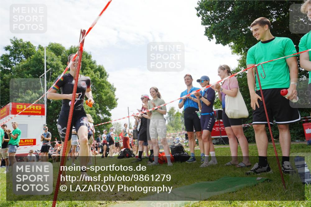 21.06.2026 - 29. Vierlanden-Triathlon LAZAROV Photography http://msf.ph/oto/9861279 21.06.2026 13:07:12 Schwimmen 1165 meine-sportfotos.de