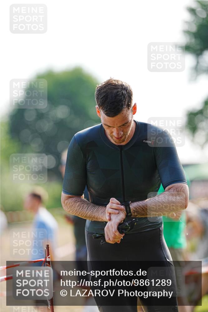 21.06.2026 - 29. Vierlanden-Triathlon LAZAROV Photography http://msf.ph/oto/9861289 21.06.2026 08:48:40 Schwimmen 75, 80, 119, 186, 198 meine-sportfotos.de