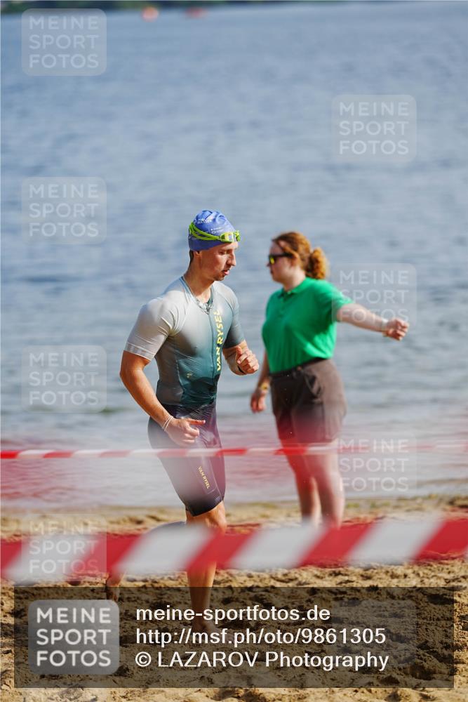 21.06.2026 - 29. Vierlanden-Triathlon LAZAROV Photography http://msf.ph/oto/9861305 21.06.2026 08:48:46 Schwimmen 59, 80, 92, 198 meine-sportfotos.de