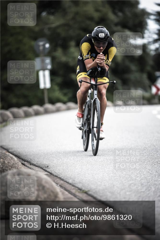 21.06.2026 - 29. Vierlanden-Triathlon H.Heesch http://msf.ph/oto/9861320 21.06.2026 12:08:37 Radfahren 915 meine-sportfotos.de
