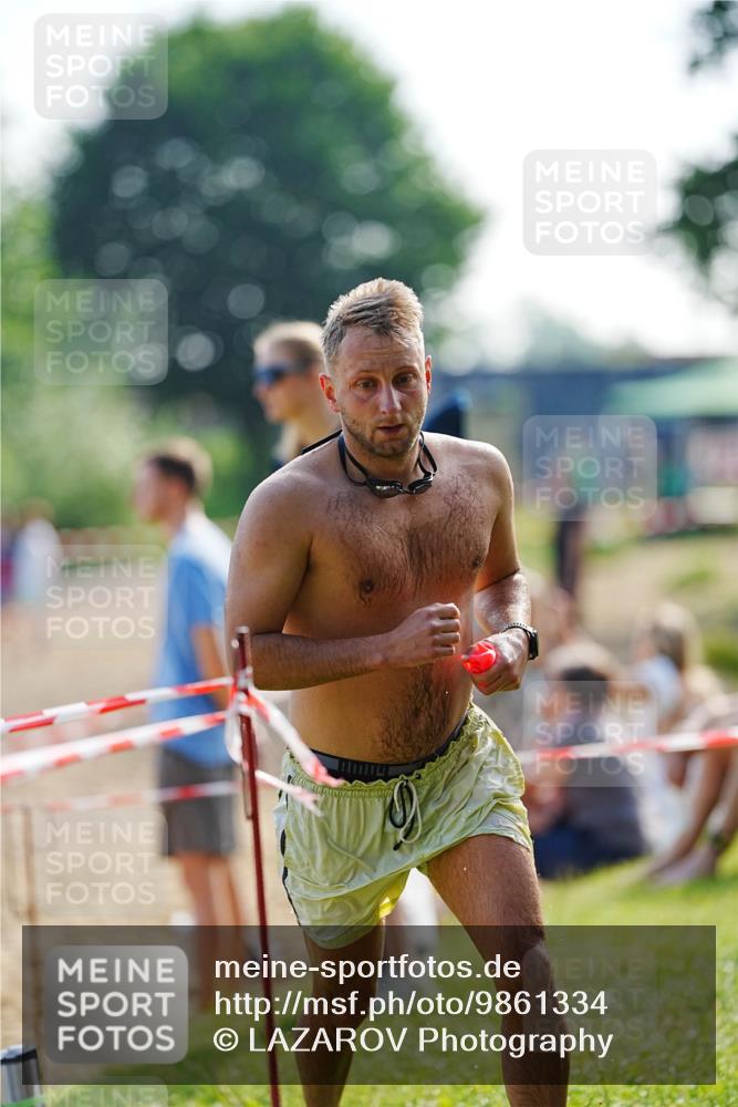 21.06.2026 - 29. Vierlanden-Triathlon LAZAROV Photography http://msf.ph/oto/9861334 21.06.2026 08:48:56 Schwimmen 59, 92 meine-sportfotos.de