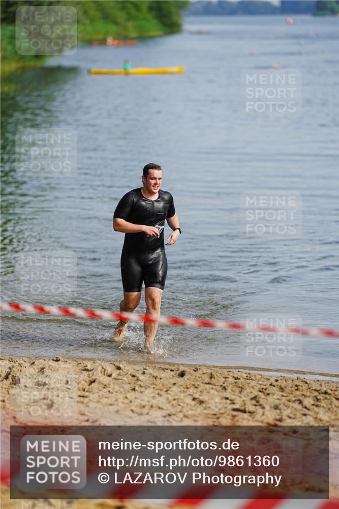21.06.2026 - 29. Vierlanden-Triathlon LAZAROV Photography http://msf.ph/oto/9861360 21.06.2026 08:54:58 Schwimmen 19 meine-sportfotos.de