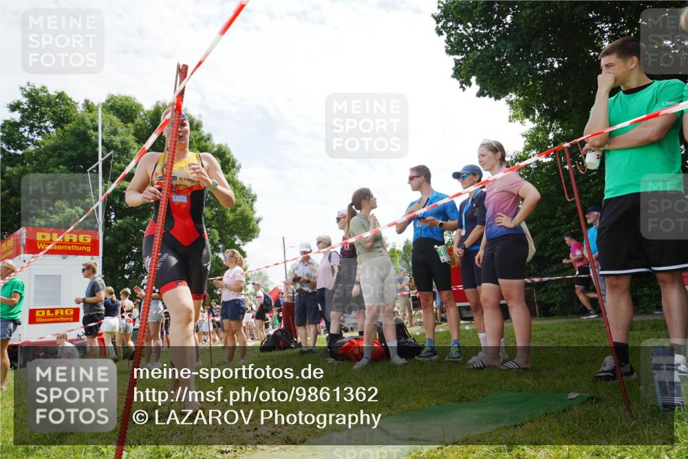 21.06.2026 - 29. Vierlanden-Triathlon LAZAROV Photography http://msf.ph/oto/9861362 21.06.2026 13:10:02 Schwimmen 1118, 1123, 1134 meine-sportfotos.de