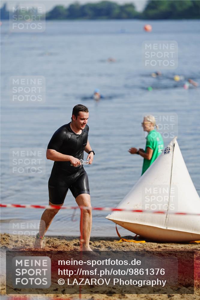 21.06.2026 - 29. Vierlanden-Triathlon LAZAROV Photography http://msf.ph/oto/9861376 21.06.2026 08:55:01 Schwimmen 19 meine-sportfotos.de