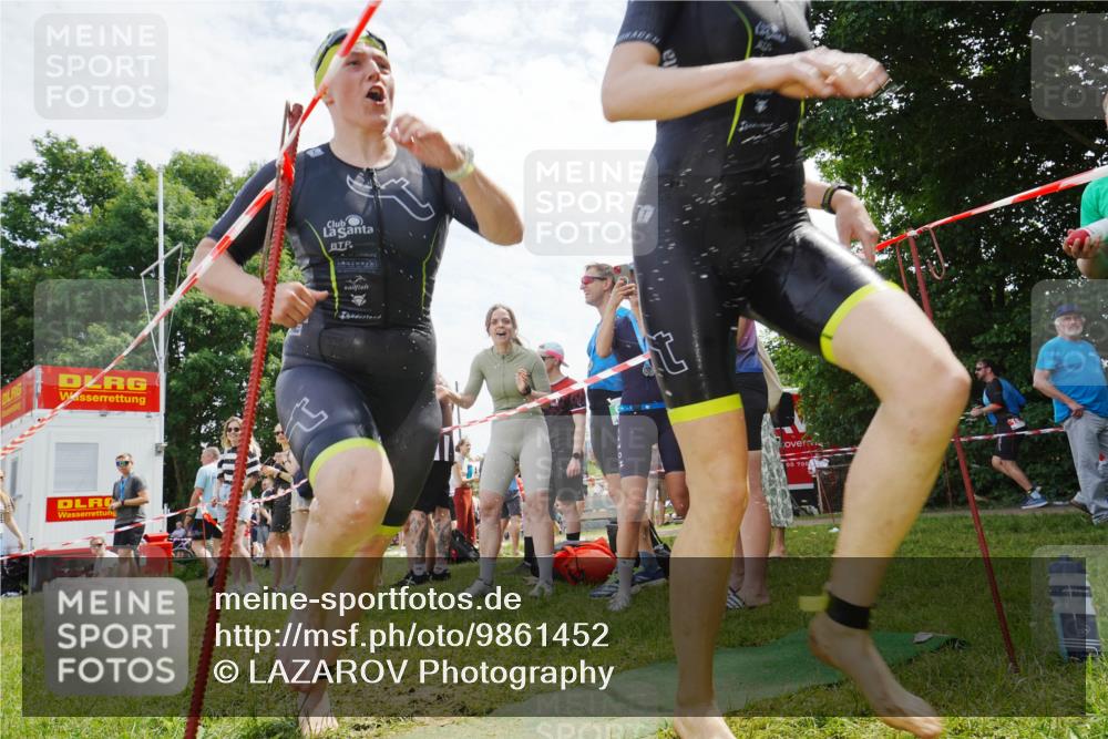 21.06.2026 - 29. Vierlanden-Triathlon LAZAROV Photography http://msf.ph/oto/9861452 21.06.2026 13:11:43 Schwimmen 1122, 1128, 1150, 1156, 1164, 1166 meine-sportfotos.de