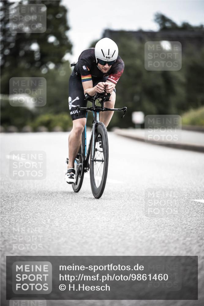 21.06.2026 - 29. Vierlanden-Triathlon H.Heesch http://msf.ph/oto/9861460 21.06.2026 12:08:59 Radfahren 832, 932, 940 meine-sportfotos.de