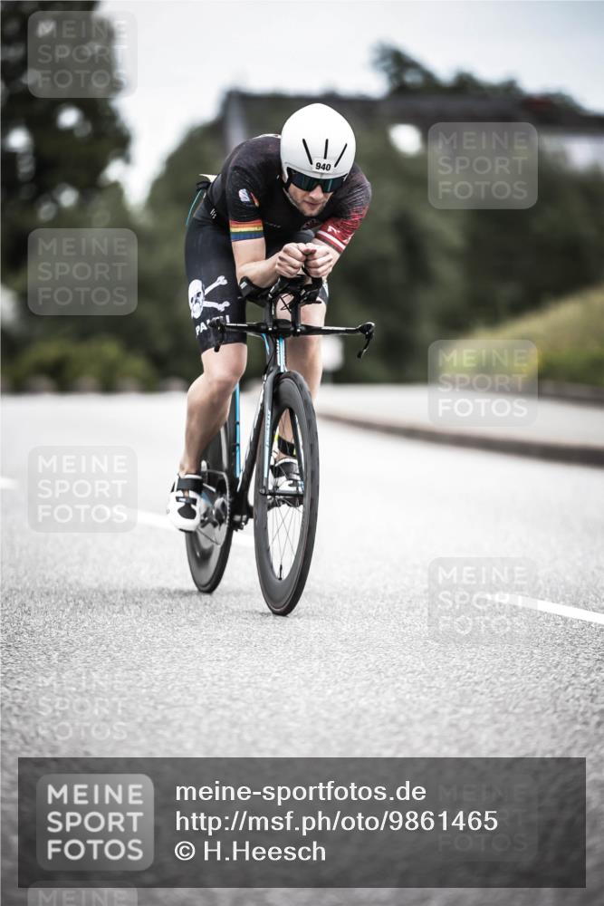 21.06.2026 - 29. Vierlanden-Triathlon H.Heesch http://msf.ph/oto/9861465 21.06.2026 12:08:59 Radfahren 832, 932, 940 meine-sportfotos.de