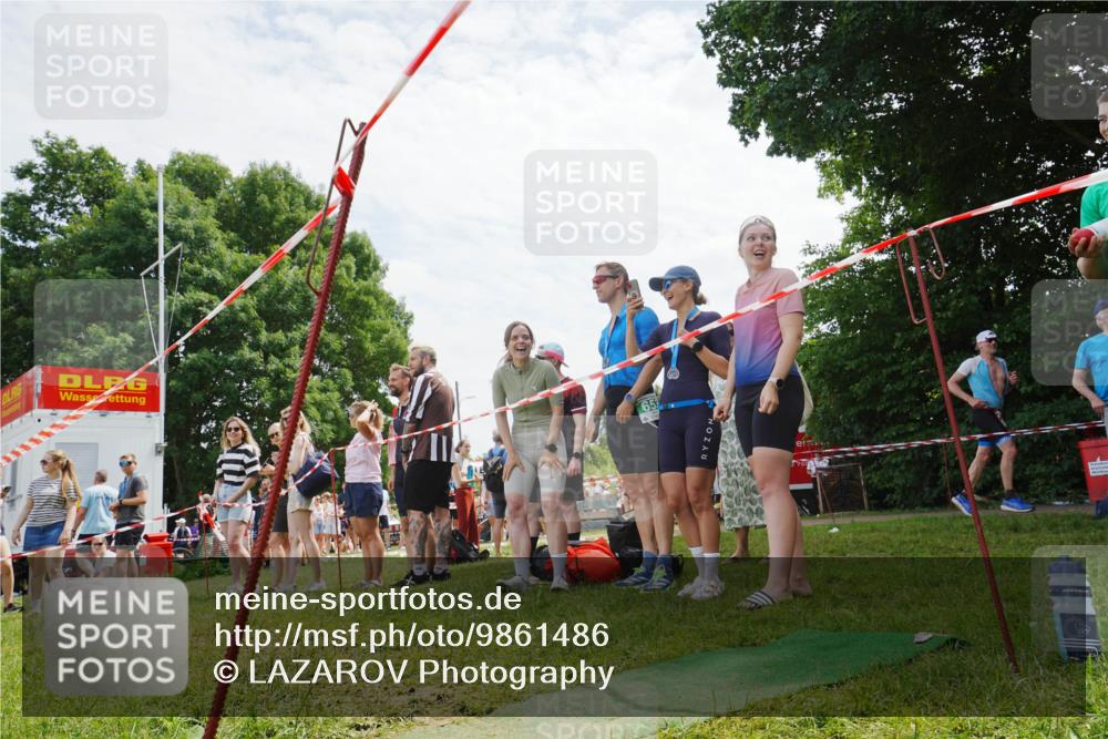21.06.2026 - 29. Vierlanden-Triathlon LAZAROV Photography http://msf.ph/oto/9861486 21.06.2026 13:11:45 Schwimmen 1122, 1128, 1136, 1150, 1156, 1166 meine-sportfotos.de