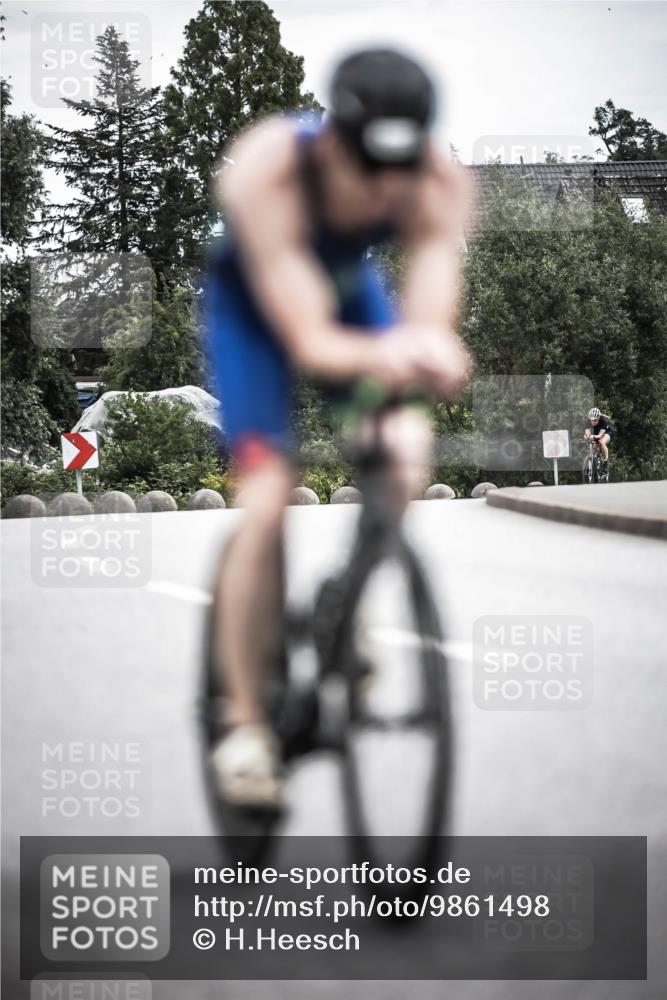 21.06.2026 - 29. Vierlanden-Triathlon H.Heesch http://msf.ph/oto/9861498 21.06.2026 12:09:03 Radfahren 675, 832, 932 meine-sportfotos.de