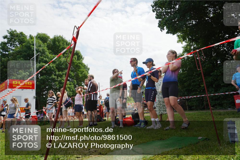 21.06.2026 - 29. Vierlanden-Triathlon LAZAROV Photography http://msf.ph/oto/9861500 21.06.2026 13:11:46 Schwimmen 1122, 1128, 1136, 1146, 1150, 1156, 1166 meine-sportfotos.de