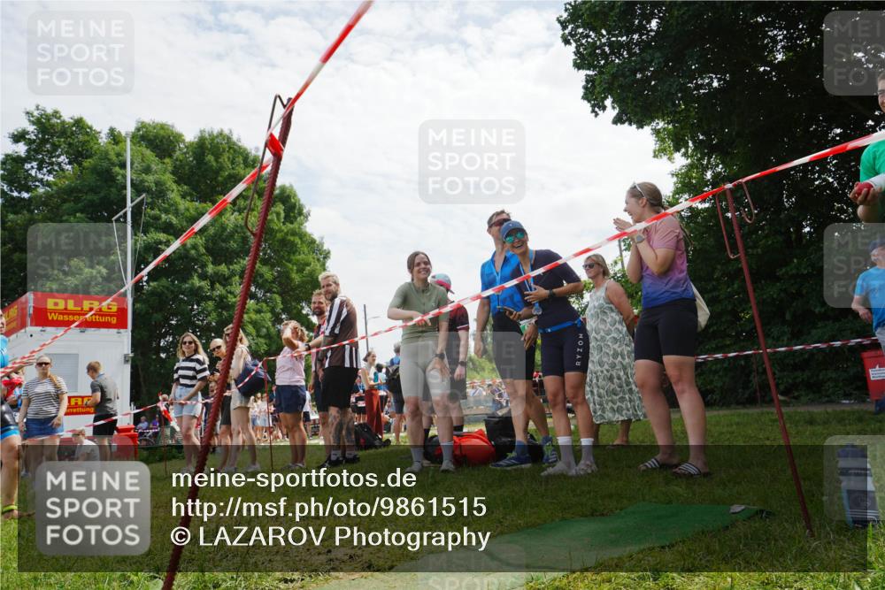 21.06.2026 - 29. Vierlanden-Triathlon LAZAROV Photography http://msf.ph/oto/9861515 21.06.2026 13:11:47 Schwimmen 1128, 1136, 1146, 1150, 1156, 1166 meine-sportfotos.de