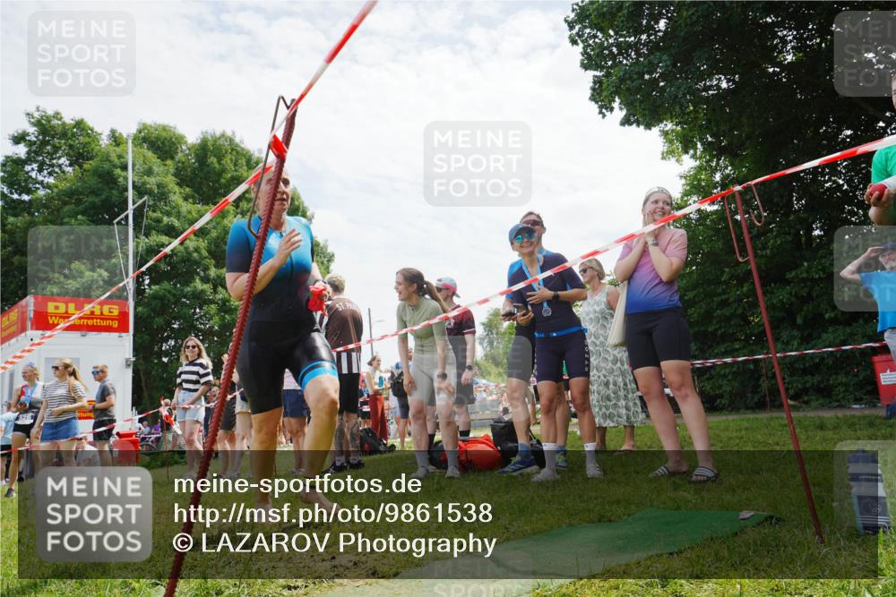 21.06.2026 - 29. Vierlanden-Triathlon LAZAROV Photography http://msf.ph/oto/9861538 21.06.2026 13:11:48 Schwimmen 1128, 1136, 1146, 1150, 1156, 1166 meine-sportfotos.de