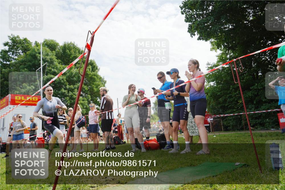 21.06.2026 - 29. Vierlanden-Triathlon LAZAROV Photography http://msf.ph/oto/9861571 21.06.2026 13:11:50 Schwimmen 1128, 1136, 1146, 1150, 1156 meine-sportfotos.de