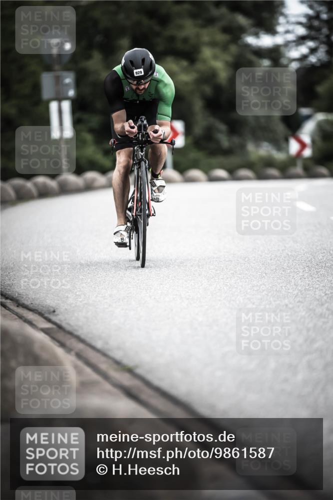 21.06.2026 - 29. Vierlanden-Triathlon H.Heesch http://msf.ph/oto/9861587 21.06.2026 12:09:18 Radfahren 929 meine-sportfotos.de