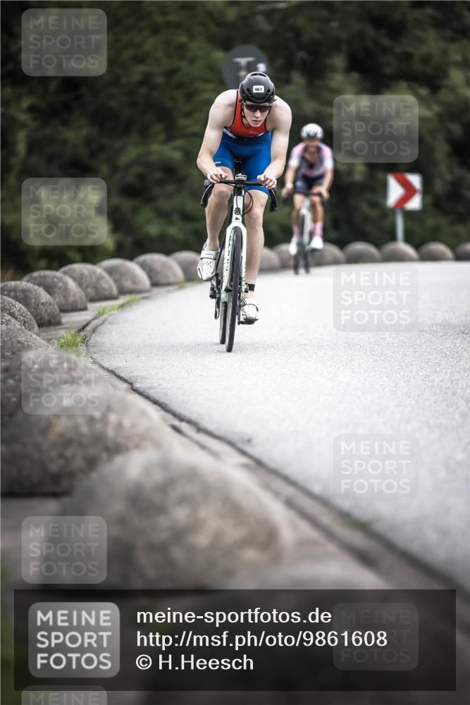 21.06.2026 - 29. Vierlanden-Triathlon H.Heesch http://msf.ph/oto/9861608 21.06.2026 12:09:27 Radfahren 872, 961 meine-sportfotos.de