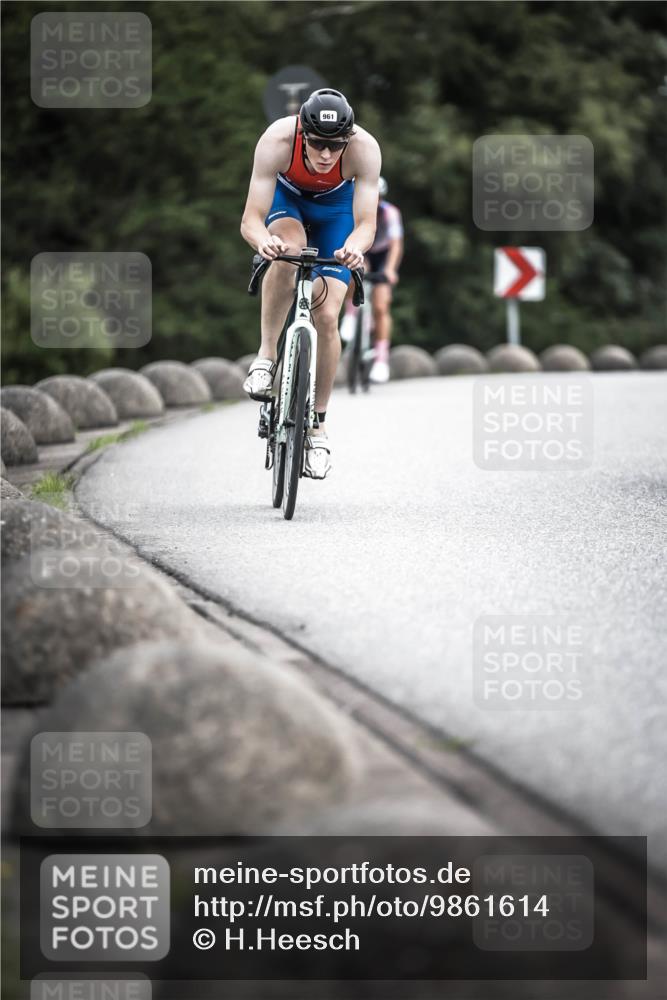 21.06.2026 - 29. Vierlanden-Triathlon H.Heesch http://msf.ph/oto/9861614 21.06.2026 12:09:28 Radfahren 872, 961 meine-sportfotos.de
