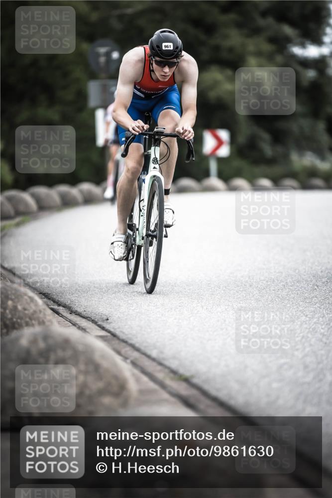 21.06.2026 - 29. Vierlanden-Triathlon H.Heesch http://msf.ph/oto/9861630 21.06.2026 12:09:28 Radfahren 872, 961 meine-sportfotos.de
