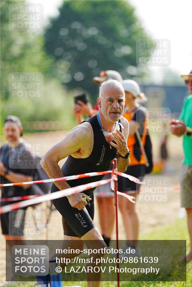 21.06.2026 - 29. Vierlanden-Triathlon LAZAROV Photography http://msf.ph/oto/9861639 21.06.2026 09:01:00 Schwimmen 74, 116, 140 meine-sportfotos.de
