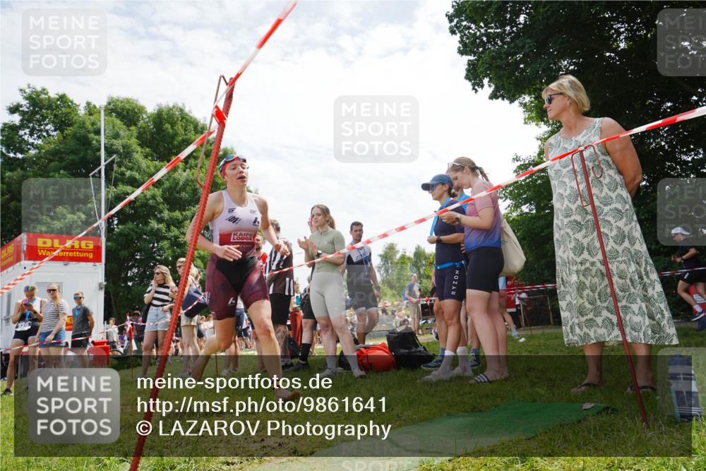 21.06.2026 - 29. Vierlanden-Triathlon LAZAROV Photography http://msf.ph/oto/9861641 21.06.2026 13:12:50 Schwimmen 1119, 1162 meine-sportfotos.de