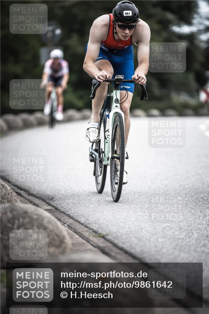 21.06.2026 - 29. Vierlanden-Triathlon H.Heesch http://msf.ph/oto/9861642 21.06.2026 12:09:28 Radfahren 872, 961 meine-sportfotos.de