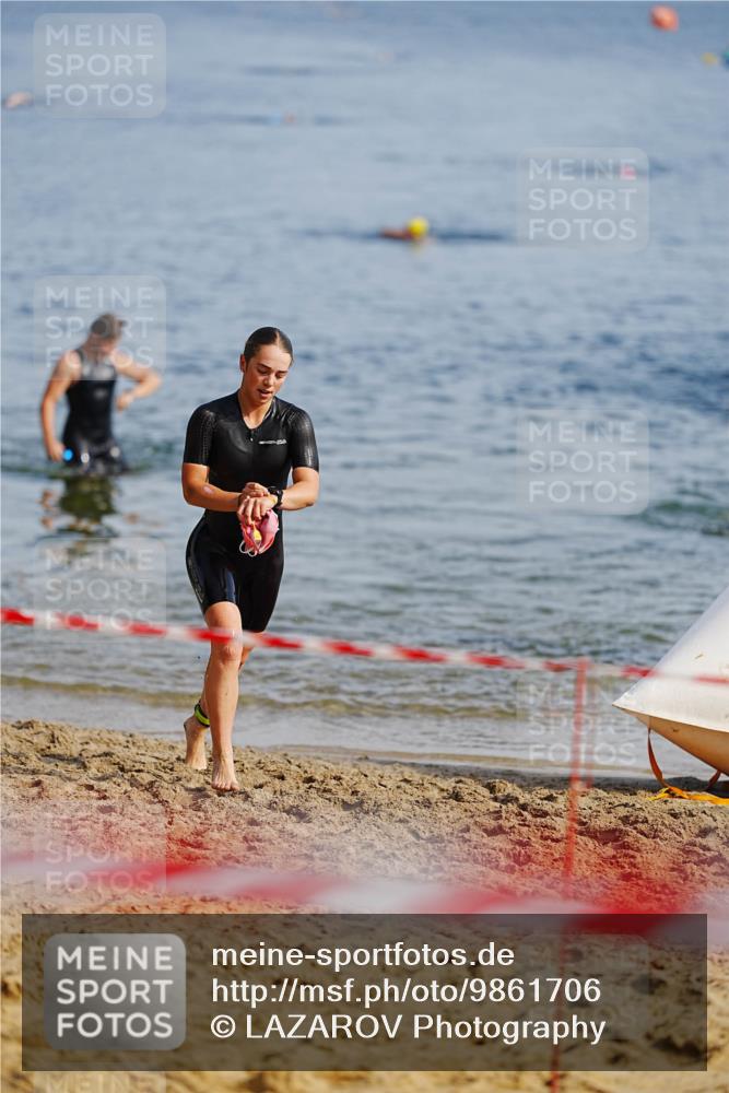 21.06.2026 - 29. Vierlanden-Triathlon LAZAROV Photography http://msf.ph/oto/9861706 21.06.2026 09:03:21 Schwimmen 261 meine-sportfotos.de