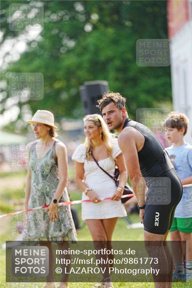 21.06.2026 - 29. Vierlanden-Triathlon LAZAROV Photography http://msf.ph/oto/9861773 21.06.2026 09:04:39 Schwimmen 290 meine-sportfotos.de