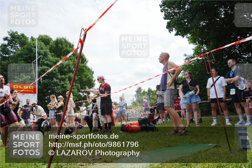 21.06.2026 - 29. Vierlanden-Triathlon LAZAROV Photography http://msf.ph/oto/9861796 21.06.2026 13:23:49 Schwimmen 1191, 1218 meine-sportfotos.de