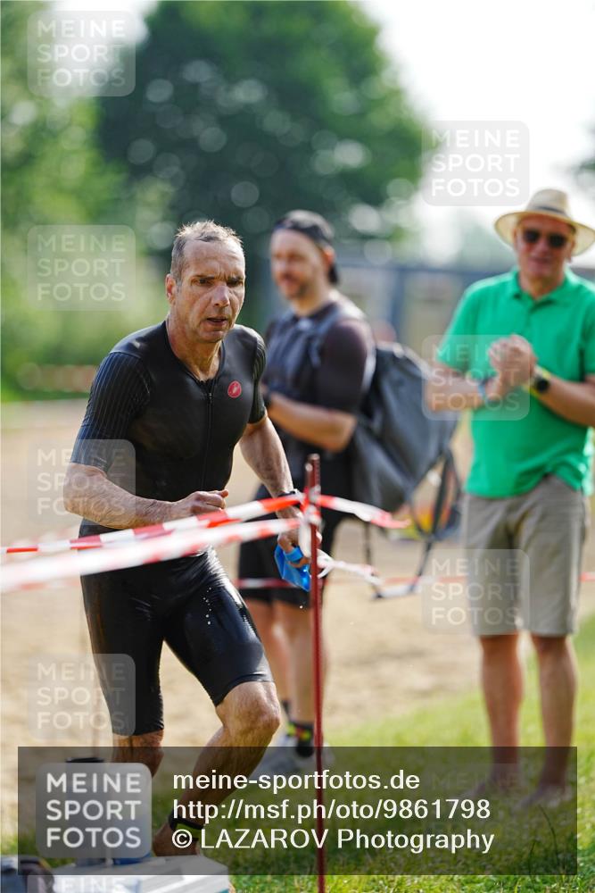 21.06.2026 - 29. Vierlanden-Triathlon LAZAROV Photography http://msf.ph/oto/9861798 21.06.2026 09:05:23 Schwimmen 192 meine-sportfotos.de