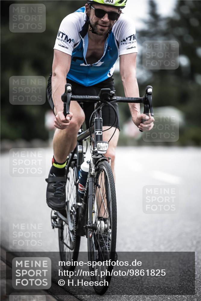 21.06.2026 - 29. Vierlanden-Triathlon H.Heesch http://msf.ph/oto/9861825 21.06.2026 12:09:48 Radfahren 903 meine-sportfotos.de