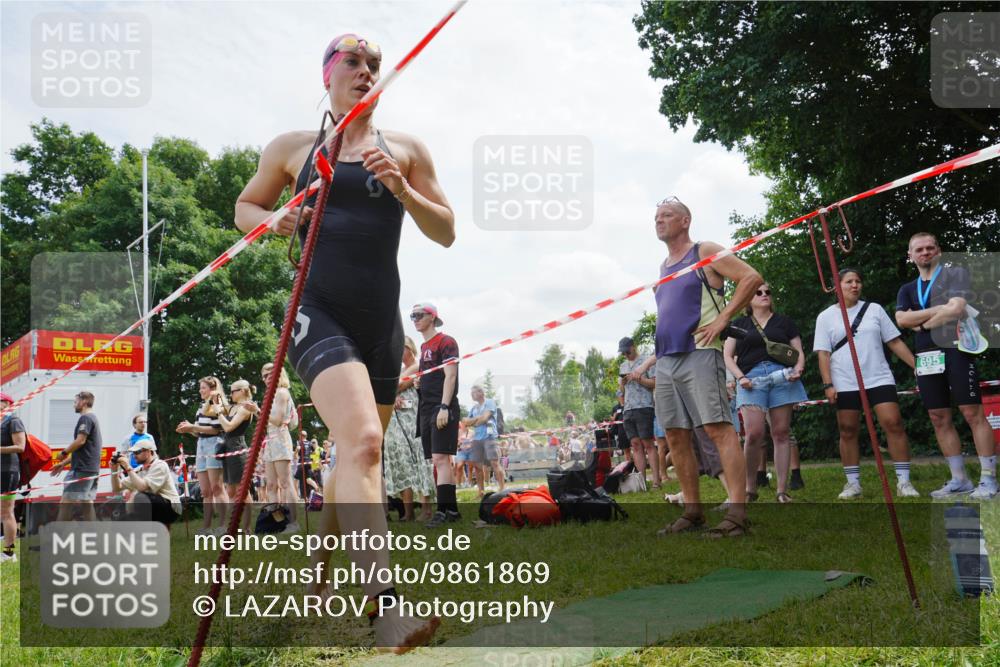 21.06.2026 - 29. Vierlanden-Triathlon LAZAROV Photography http://msf.ph/oto/9861869 21.06.2026 13:23:54 Schwimmen 1191, 1207, 1218 meine-sportfotos.de