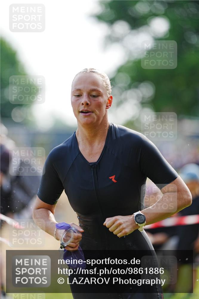 21.06.2026 - 29. Vierlanden-Triathlon LAZAROV Photography http://msf.ph/oto/9861886 21.06.2026 09:08:23 Schwimmen 224, 228, 1354 meine-sportfotos.de