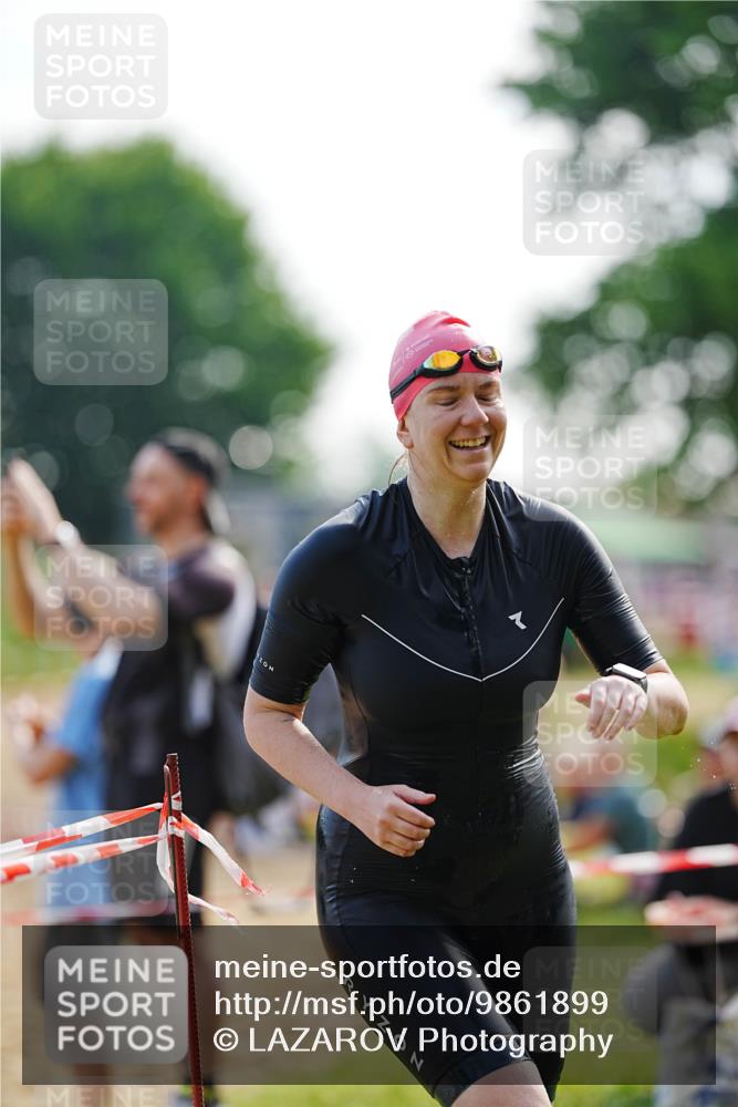 21.06.2026 - 29. Vierlanden-Triathlon LAZAROV Photography http://msf.ph/oto/9861899 21.06.2026 09:08:28 Schwimmen 224, 228, 233, 268, 1354 meine-sportfotos.de