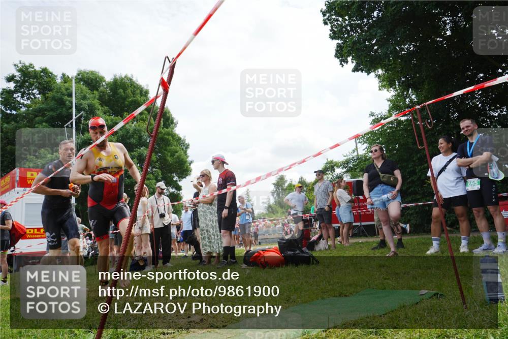 21.06.2026 - 29. Vierlanden-Triathlon LAZAROV Photography http://msf.ph/oto/9861900 21.06.2026 13:24:26 Schwimmen 1094, 1221 meine-sportfotos.de