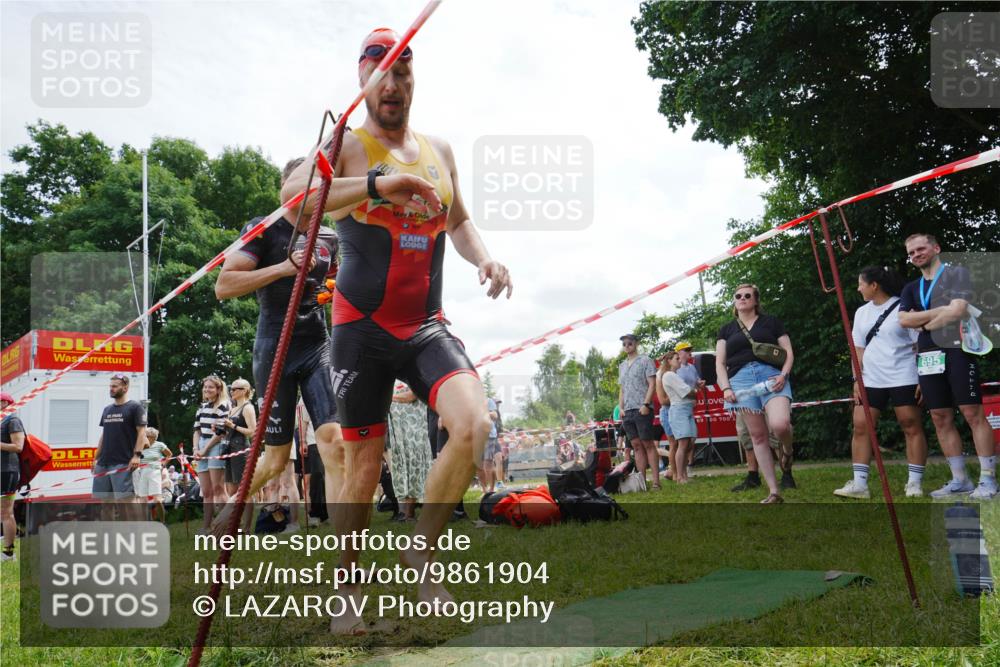 21.06.2026 - 29. Vierlanden-Triathlon LAZAROV Photography http://msf.ph/oto/9861904 21.06.2026 13:24:26 Schwimmen 1094, 1221 meine-sportfotos.de