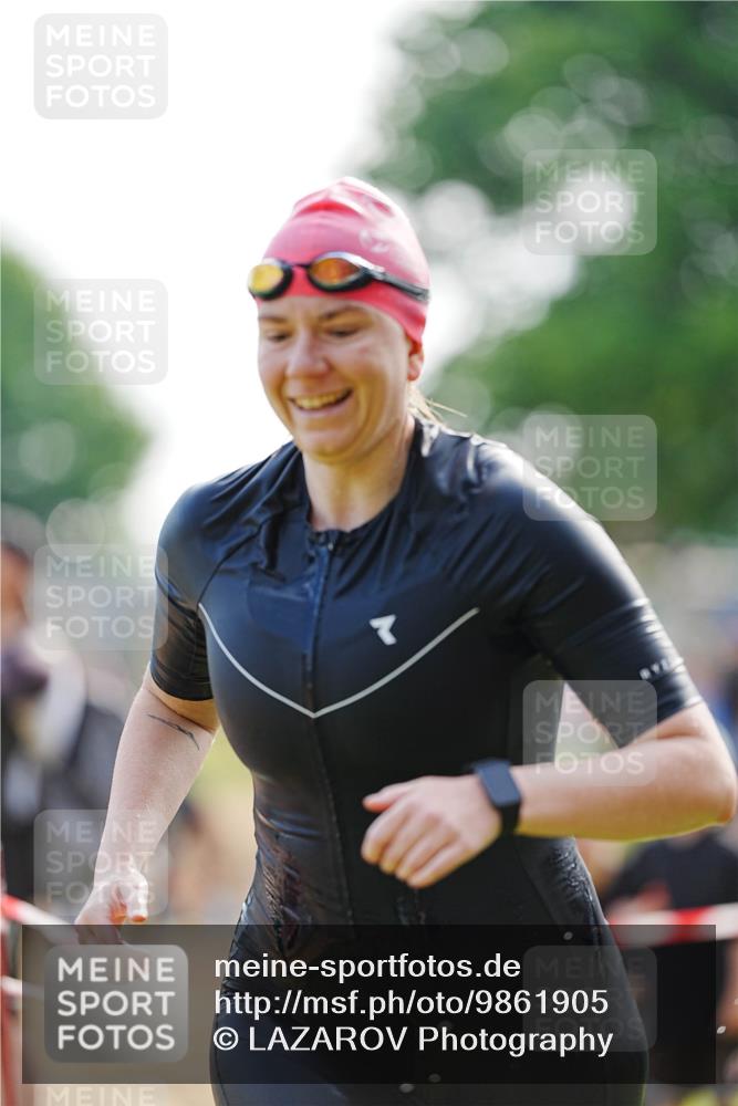 21.06.2026 - 29. Vierlanden-Triathlon LAZAROV Photography http://msf.ph/oto/9861905 21.06.2026 09:08:28 Schwimmen 224, 228, 233, 268, 1354 meine-sportfotos.de