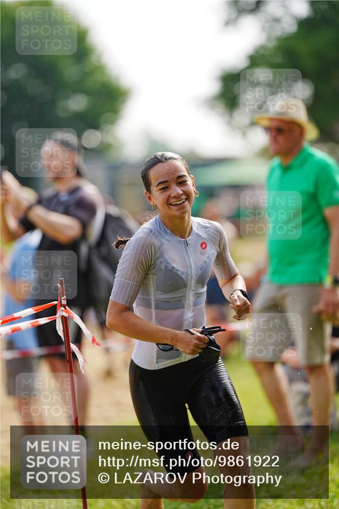 21.06.2026 - 29. Vierlanden-Triathlon LAZAROV Photography http://msf.ph/oto/9861922 21.06.2026 09:08:39 Schwimmen 226, 233, 257, 268 meine-sportfotos.de