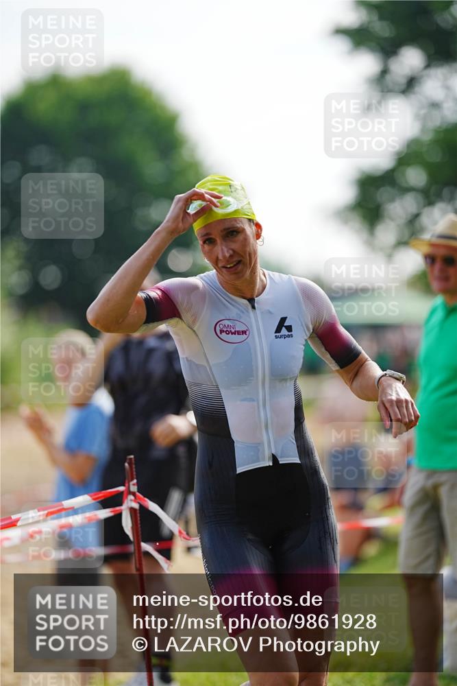 21.06.2026 - 29. Vierlanden-Triathlon LAZAROV Photography http://msf.ph/oto/9861928 21.06.2026 09:08:46 Schwimmen 221, 226, 257 meine-sportfotos.de