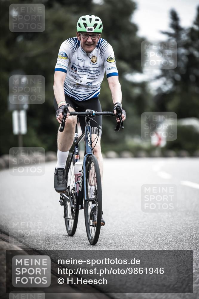 21.06.2026 - 29. Vierlanden-Triathlon H.Heesch http://msf.ph/oto/9861946 21.06.2026 12:10:14 Radfahren 19, 710, 905 meine-sportfotos.de