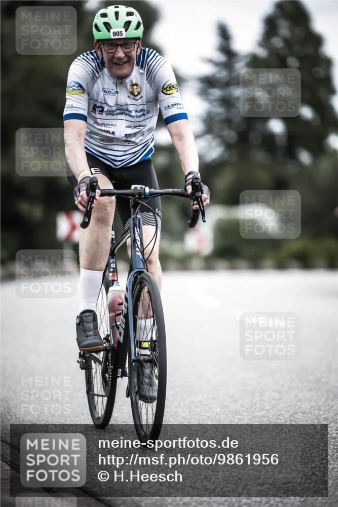 21.06.2026 - 29. Vierlanden-Triathlon H.Heesch http://msf.ph/oto/9861956 21.06.2026 12:10:14 Radfahren 19, 710, 905 meine-sportfotos.de