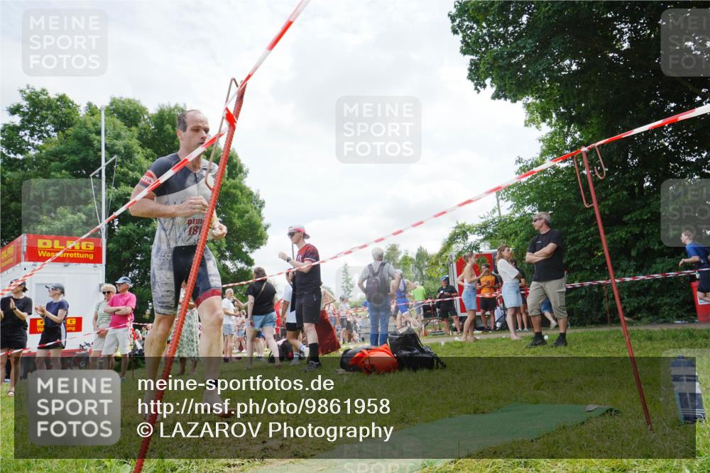 21.06.2026 - 29. Vierlanden-Triathlon LAZAROV Photography http://msf.ph/oto/9861958 21.06.2026 13:26:14 Schwimmen 1100, 1194, 1196, 1203, 1213, 1225 meine-sportfotos.de