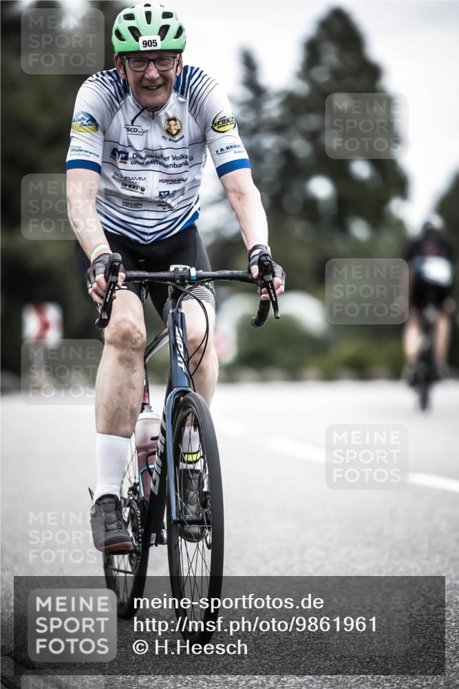 21.06.2026 - 29. Vierlanden-Triathlon H.Heesch http://msf.ph/oto/9861961 21.06.2026 12:10:15 Radfahren 19, 54, 710, 905 meine-sportfotos.de