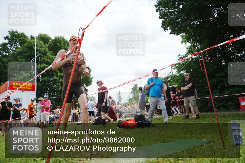 21.06.2026 - 29. Vierlanden-Triathlon LAZAROV Photography http://msf.ph/oto/9862000 21.06.2026 13:27:01 Schwimmen 1102, 1172, 1175, 1178, 1183, 1186, 1190, 1212, 1227 meine-sportfotos.de