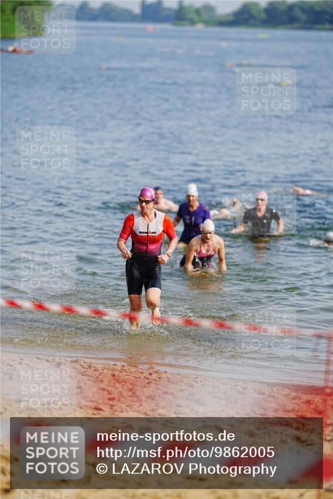 21.06.2026 - 29. Vierlanden-Triathlon LAZAROV Photography http://msf.ph/oto/9862005 21.06.2026 09:10:25 Schwimmen  meine-sportfotos.de