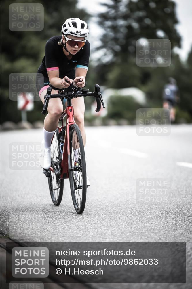 21.06.2026 - 29. Vierlanden-Triathlon H.Heesch http://msf.ph/oto/9862033 21.06.2026 12:10:33 Radfahren 830, 848, 888 meine-sportfotos.de