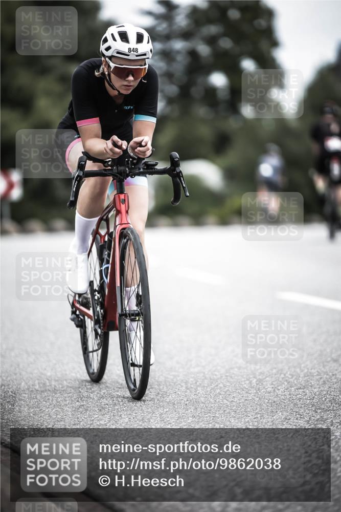 21.06.2026 - 29. Vierlanden-Triathlon H.Heesch http://msf.ph/oto/9862038 21.06.2026 12:10:33 Radfahren 830, 848, 888 meine-sportfotos.de
