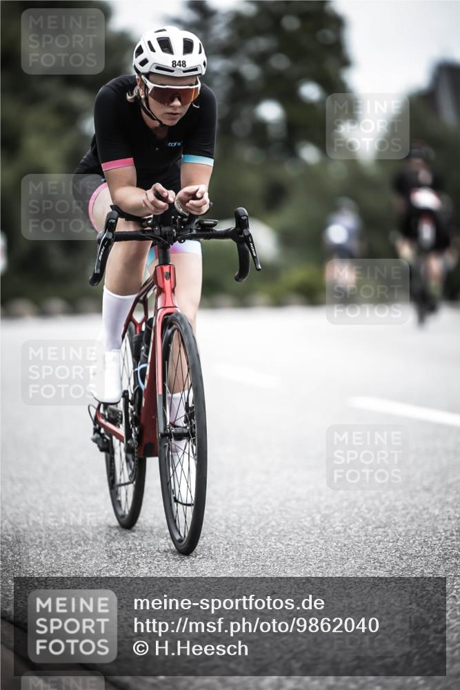 21.06.2026 - 29. Vierlanden-Triathlon H.Heesch http://msf.ph/oto/9862040 21.06.2026 12:10:33 Radfahren 830, 848, 888 meine-sportfotos.de