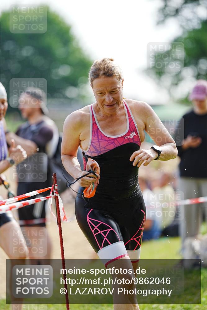 21.06.2026 - 29. Vierlanden-Triathlon LAZAROV Photography http://msf.ph/oto/9862046 21.06.2026 09:10:42 Schwimmen 239, 267, 271, 284, 293, 298, 301 meine-sportfotos.de