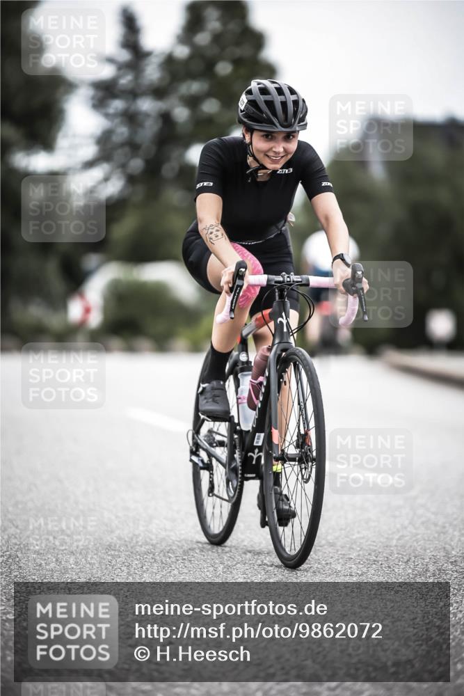 21.06.2026 - 29. Vierlanden-Triathlon H.Heesch http://msf.ph/oto/9862072 21.06.2026 12:10:48 Radfahren 237, 787, 814 meine-sportfotos.de