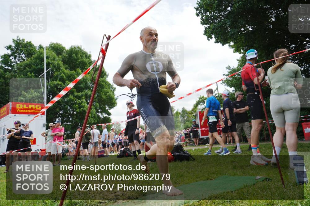 21.06.2026 - 29. Vierlanden-Triathlon LAZAROV Photography http://msf.ph/oto/9862079 21.06.2026 13:28:08 Schwimmen 1170, 1204 meine-sportfotos.de